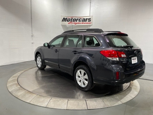Used-2012-Subaru-Outback-25i-AWD