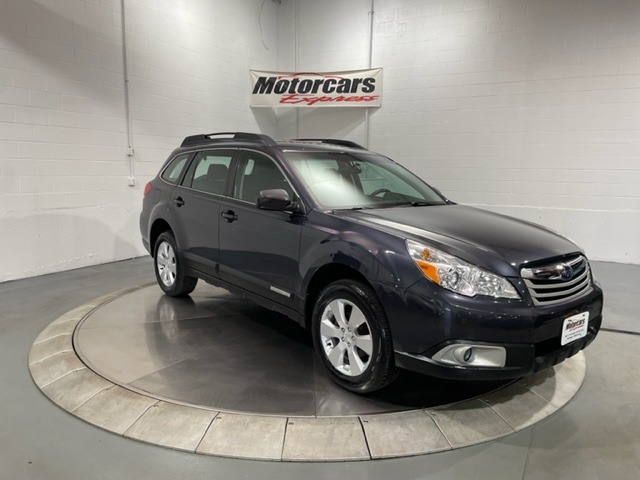 Used-2012-Subaru-Outback-25i-AWD