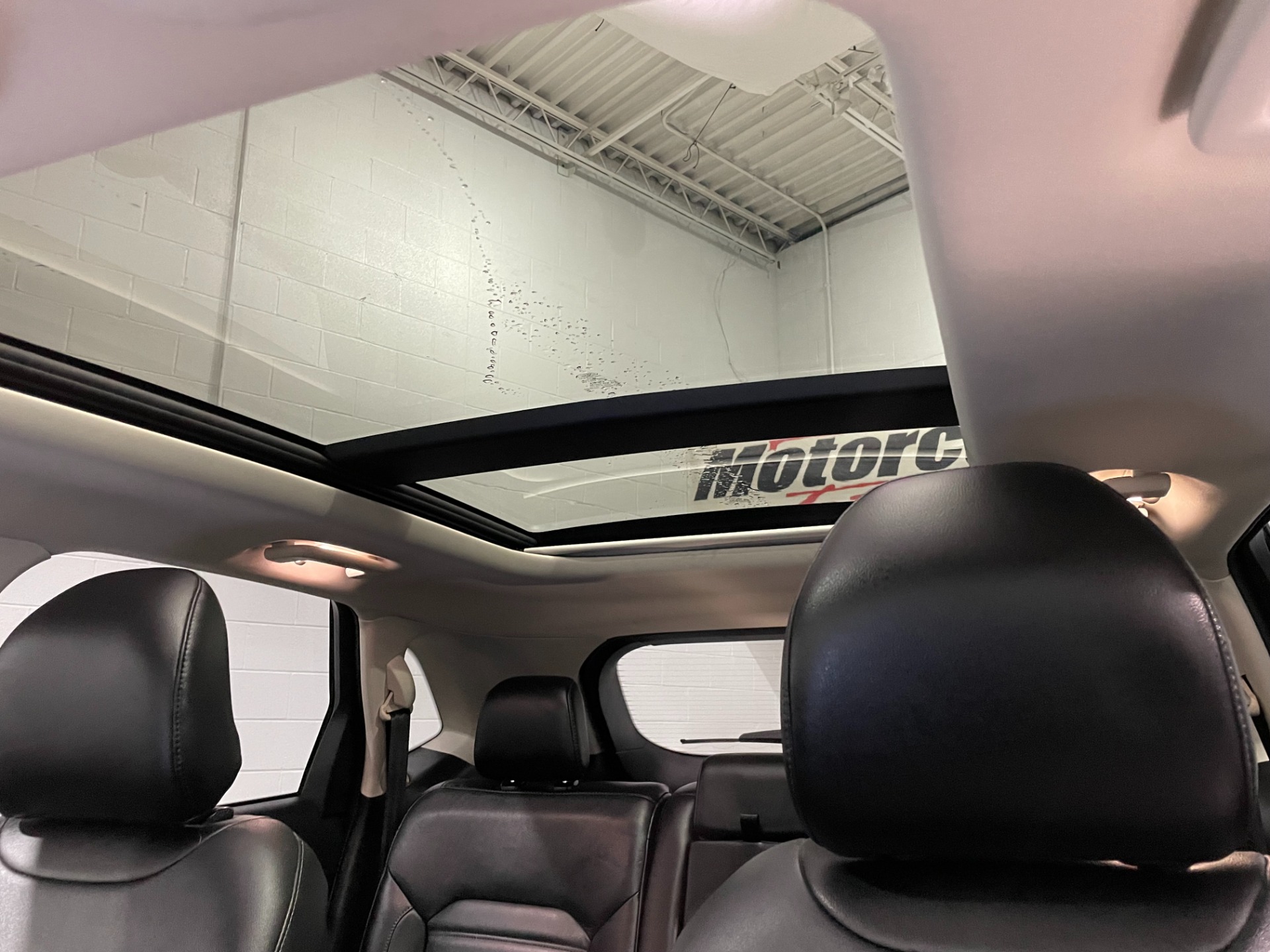 Used-2017-Ford-Edge-SEL-AWD
