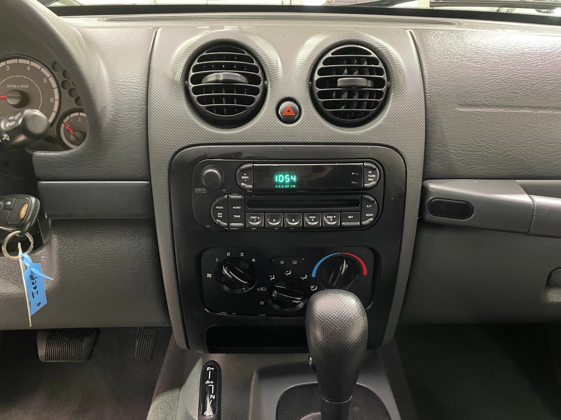 Used-2007-Jeep-Liberty-Sport-4WD