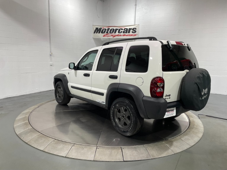 Used-2007-Jeep-Liberty-Sport-4WD