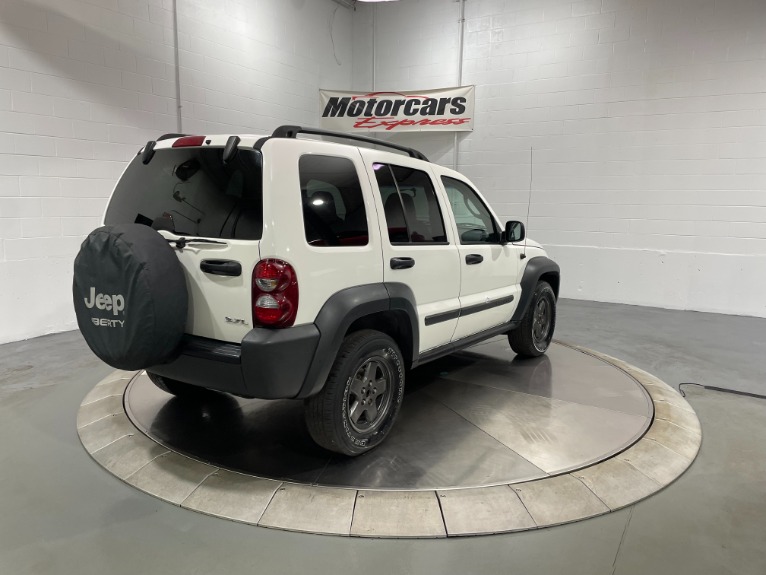 Used-2007-Jeep-Liberty-Sport-4WD