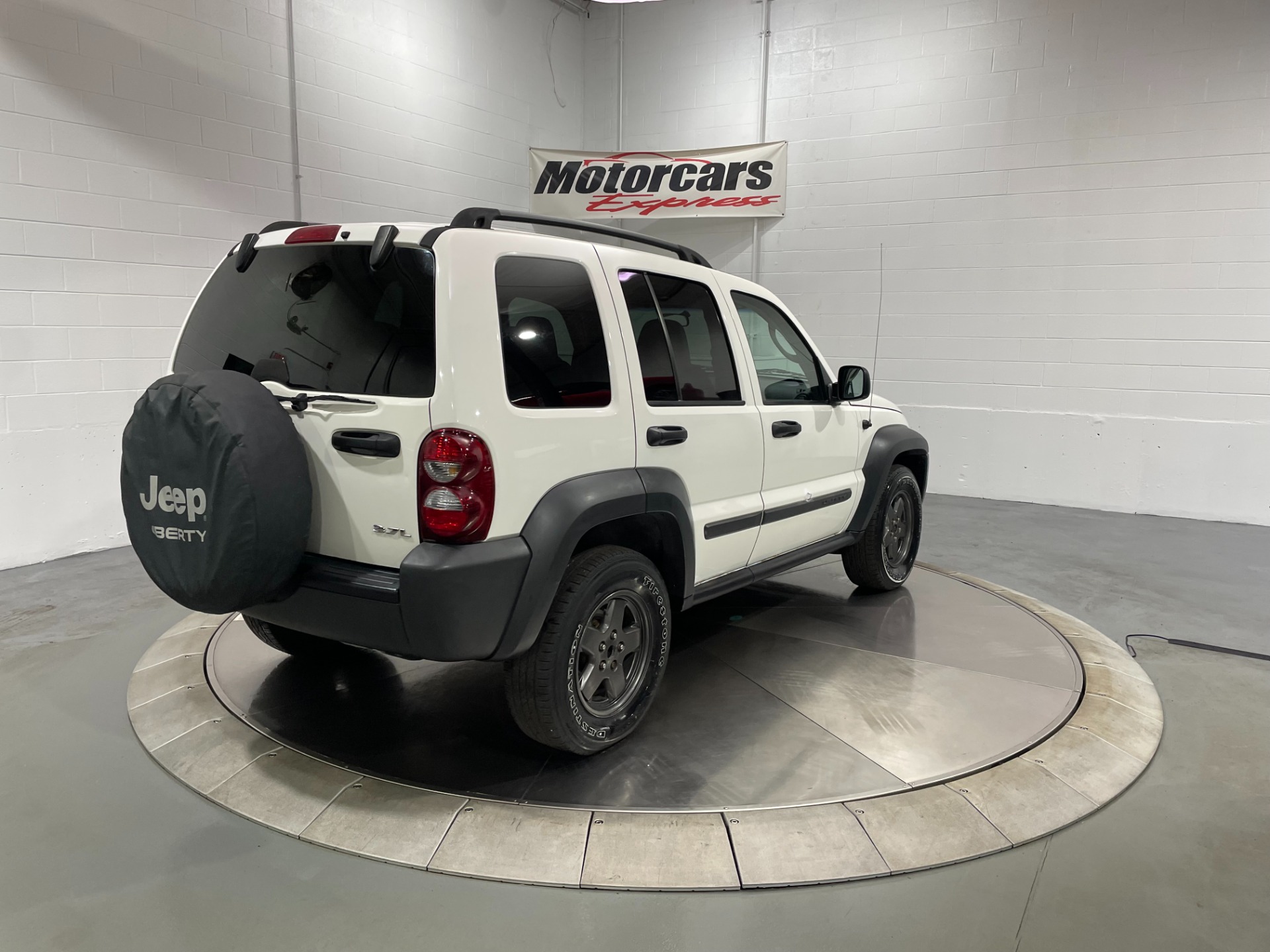 Used-2007-Jeep-Liberty-Sport-4WD
