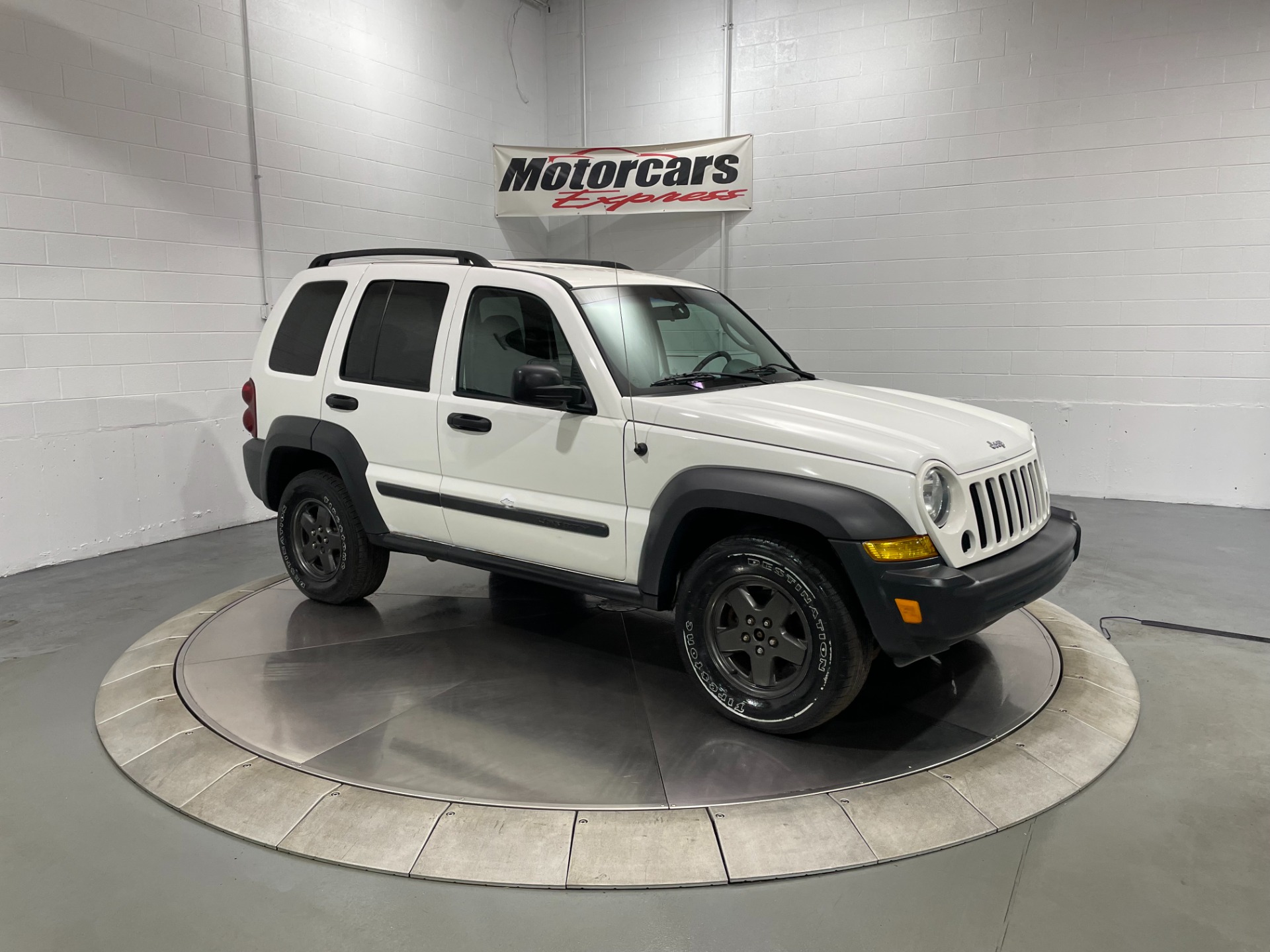 Used-2007-Jeep-Liberty-Sport-4WD