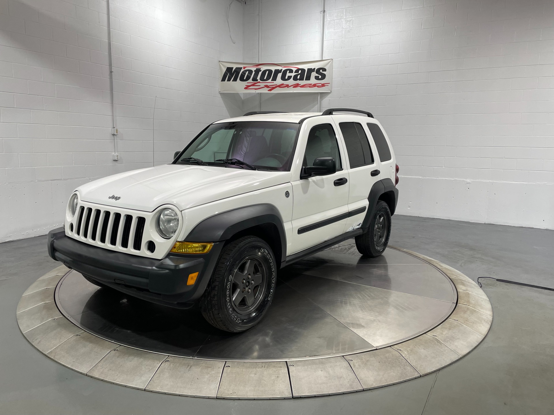 Used-2007-Jeep-Liberty-Sport-4WD