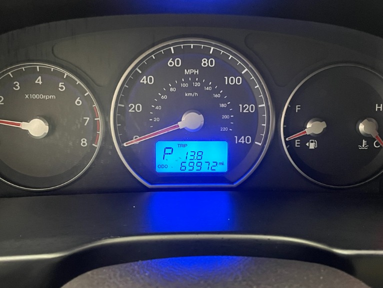 Used-2011-Hyundai-SANTA-FE-GLS-FWD
