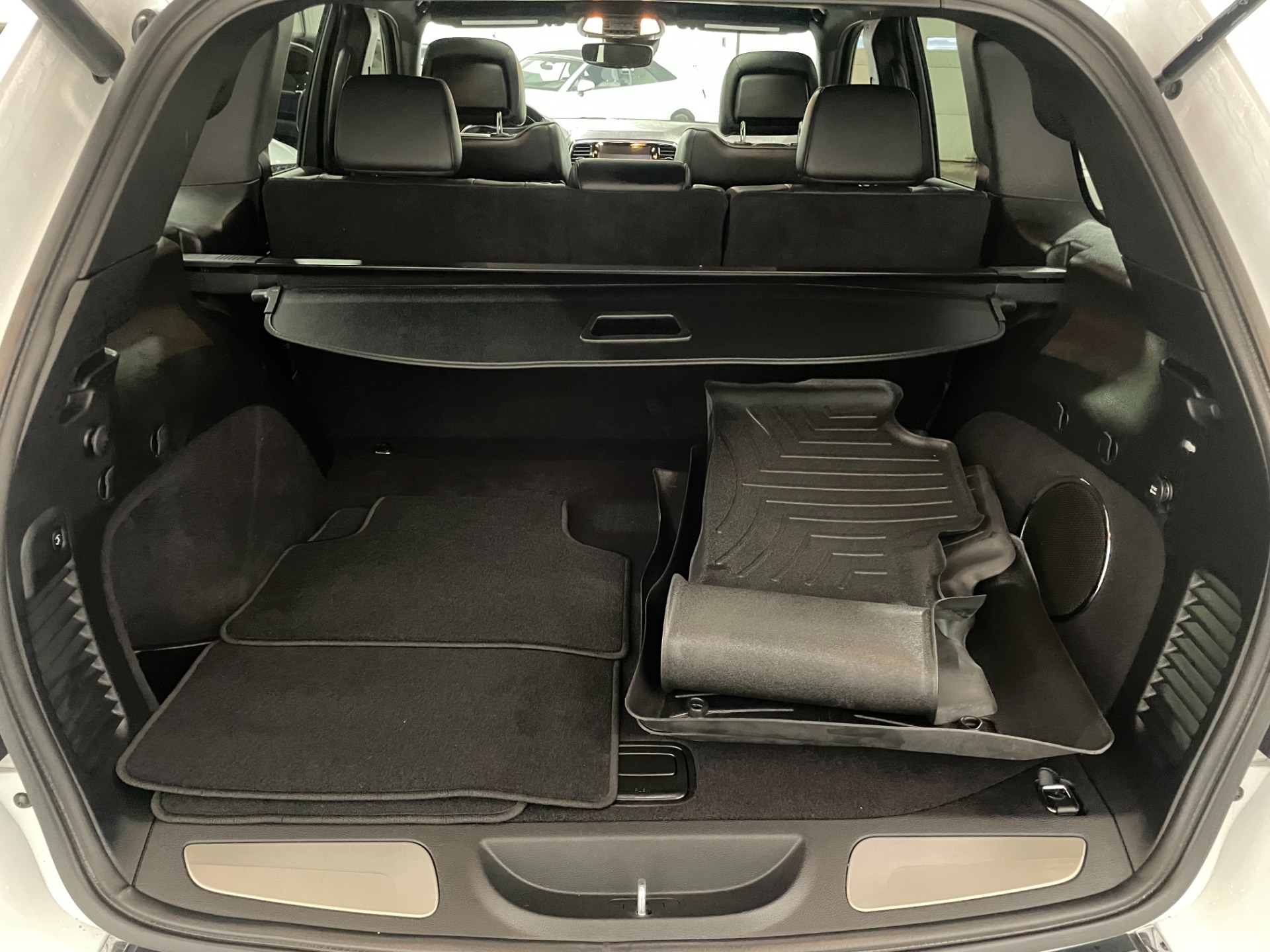 Used-2021-Jeep-Grand-Cherokee-Overland-4X4