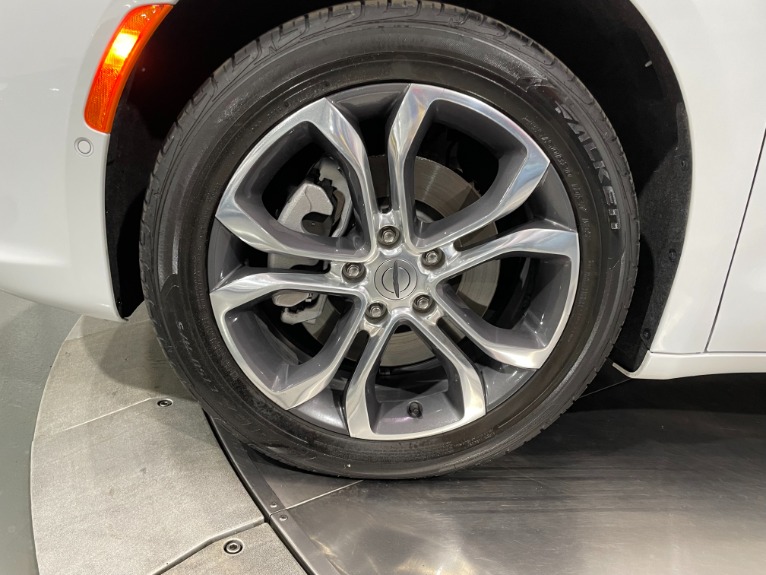 Used-2021-Chrysler-Pacifica-Pinnacle-AWD