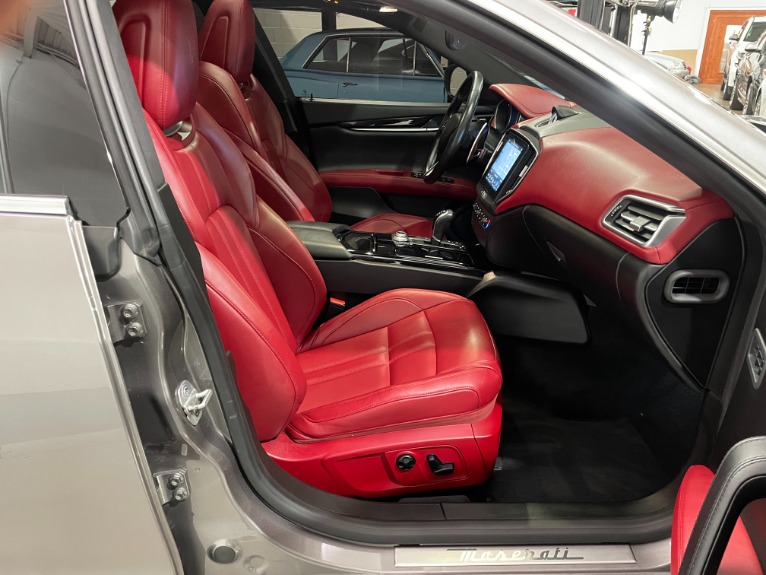 Used-2018-Maserati-Ghibli-SQ4-GranSport