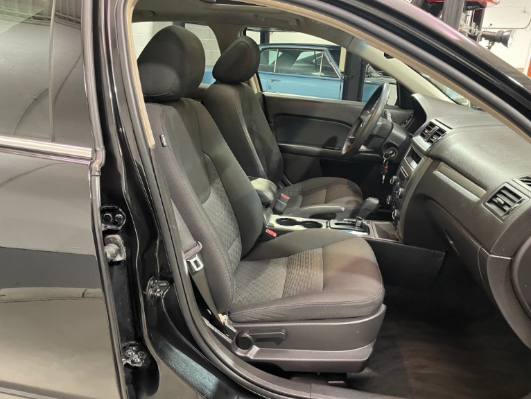 Used-2011-Ford-Fusion-SE-FWD