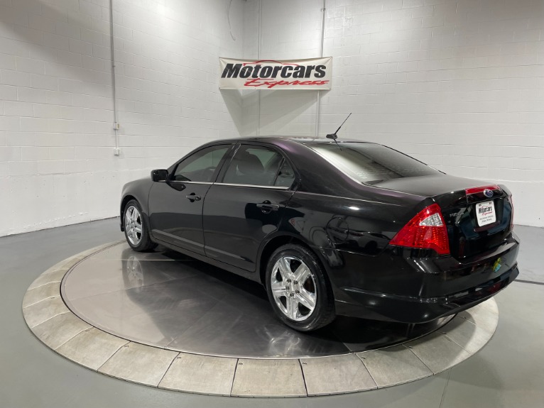 Used-2011-Ford-Fusion-SE-FWD