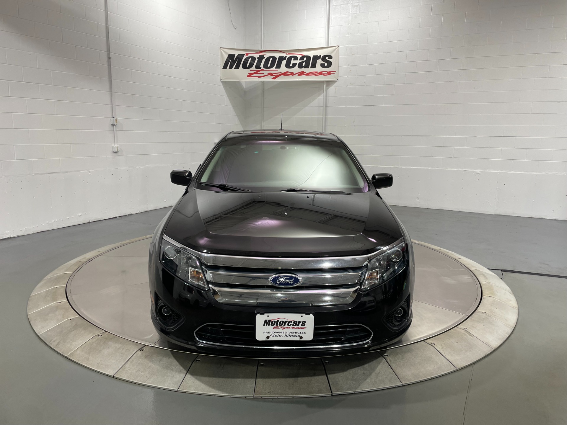 Used-2011-Ford-Fusion-SE-FWD