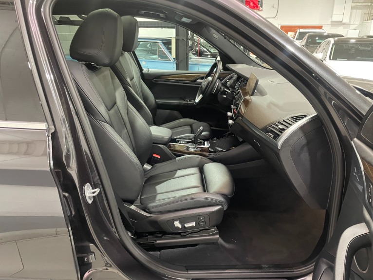 Used-2019-BMW-X3-xDrive30i