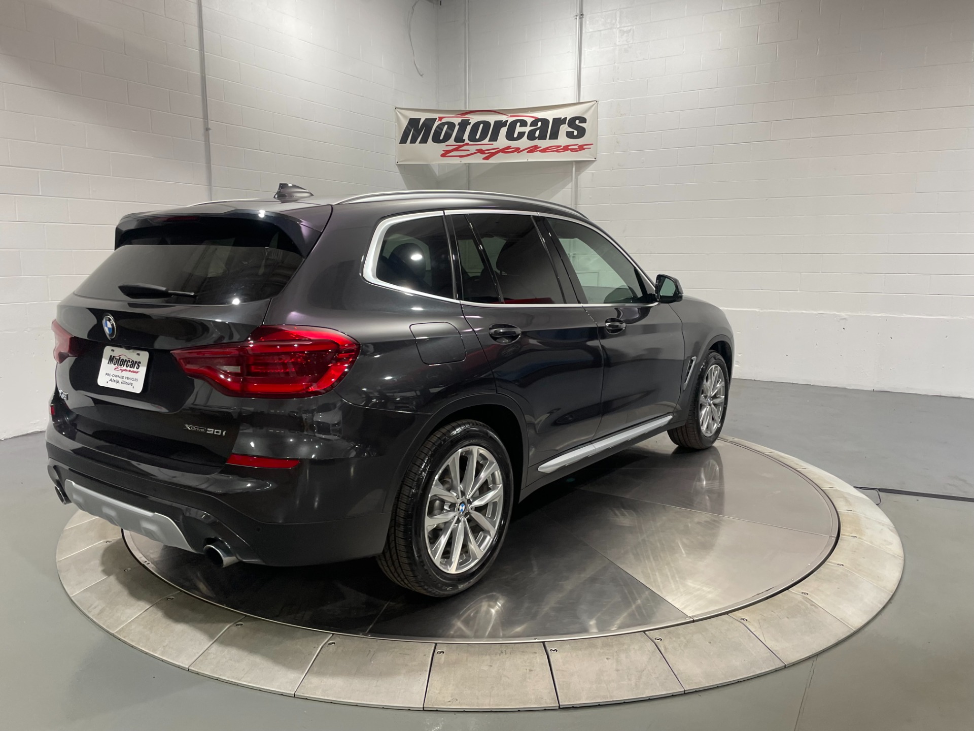 Used-2019-BMW-X3-xDrive30i