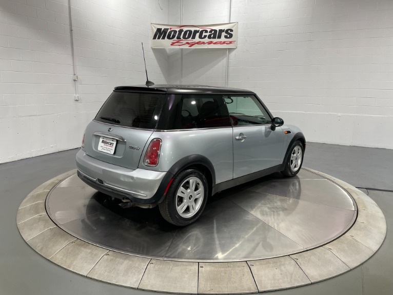 Used-2006-MINI-Cooper-FWD