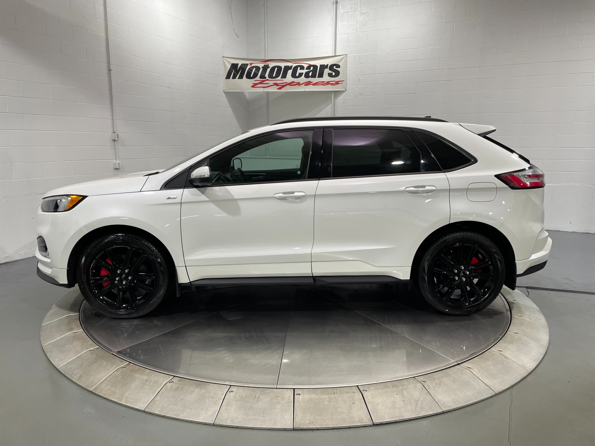 Used-2020-Ford-Edge-ST-Line-AWD