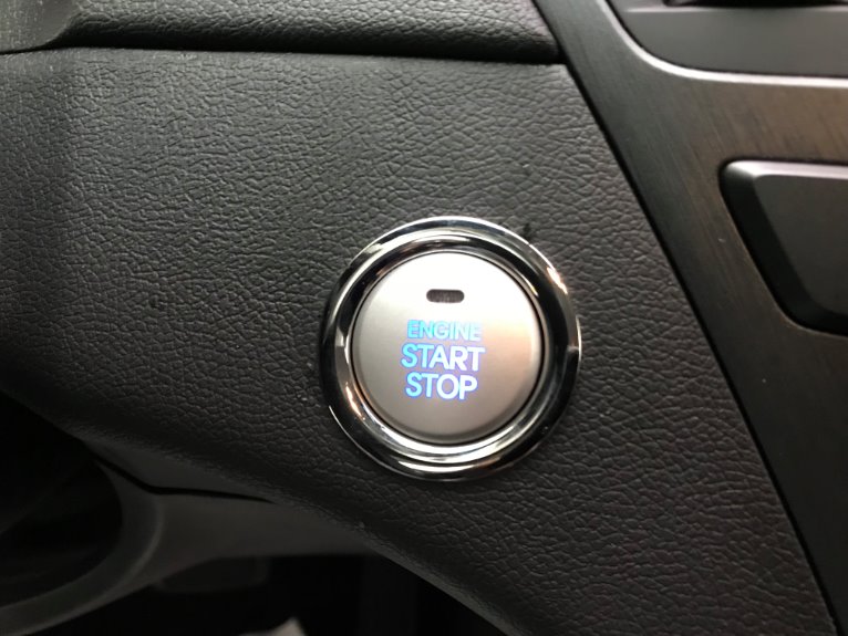 Used-2011-Hyundai-Sonata-SE