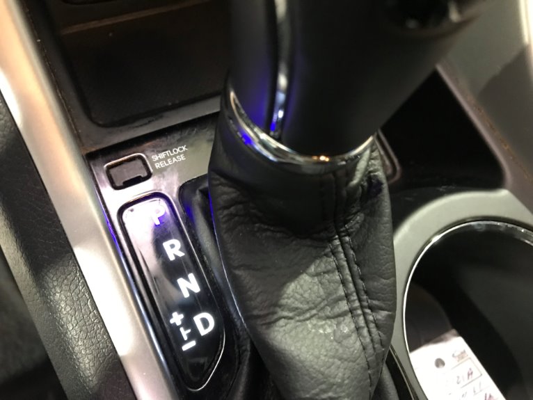 Used-2011-Hyundai-Sonata-SE