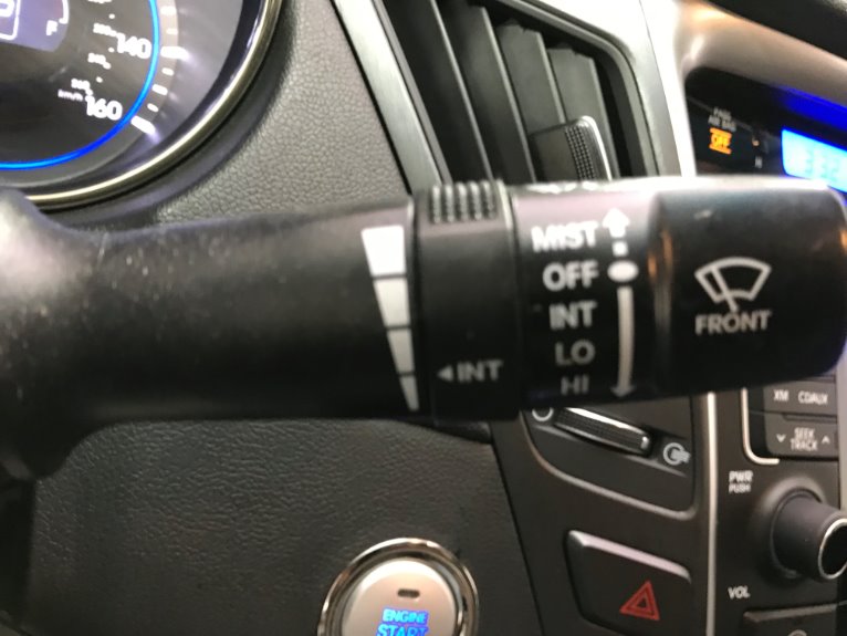 Used-2011-Hyundai-Sonata-SE