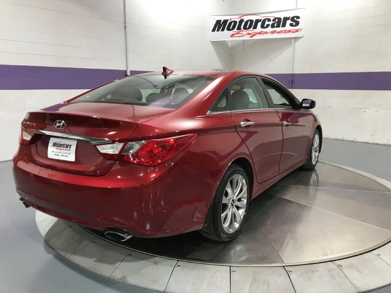 Used-2011-Hyundai-Sonata-SE