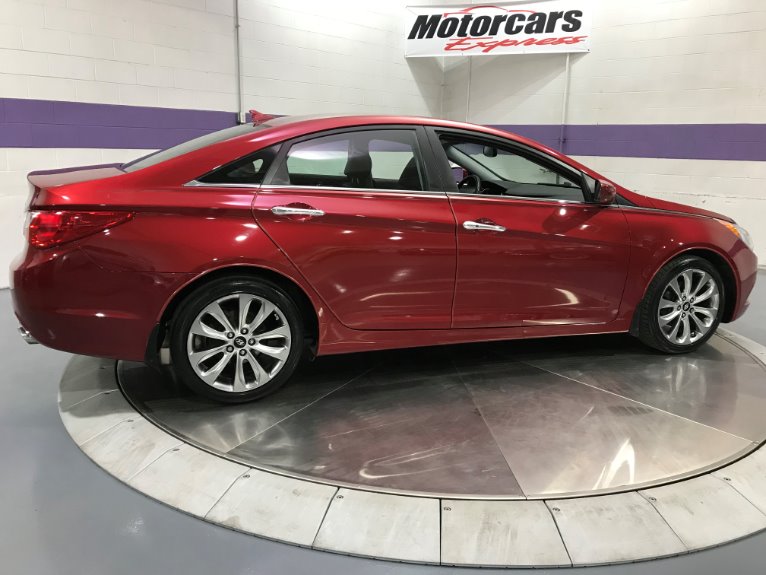 Used-2011-Hyundai-Sonata-SE