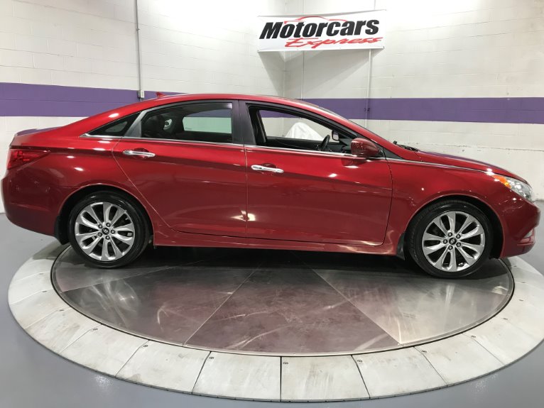 Used-2011-Hyundai-Sonata-SE