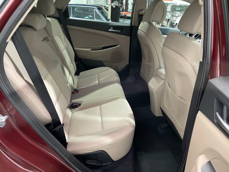 Used-2018-Hyundai-TUCSON-SEL-AWD