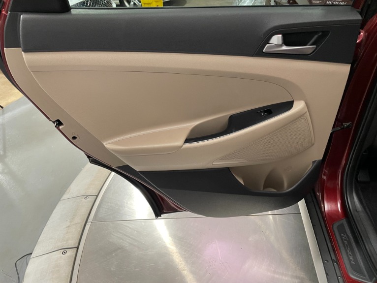 Used-2018-Hyundai-TUCSON-SEL-AWD