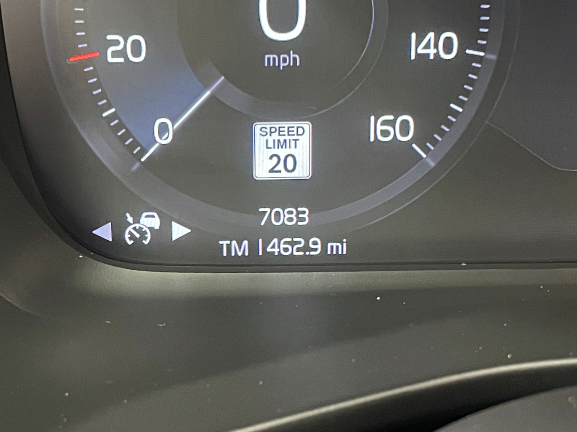 Used-2021-Volvo-XC40-T5-Inscription-AWD