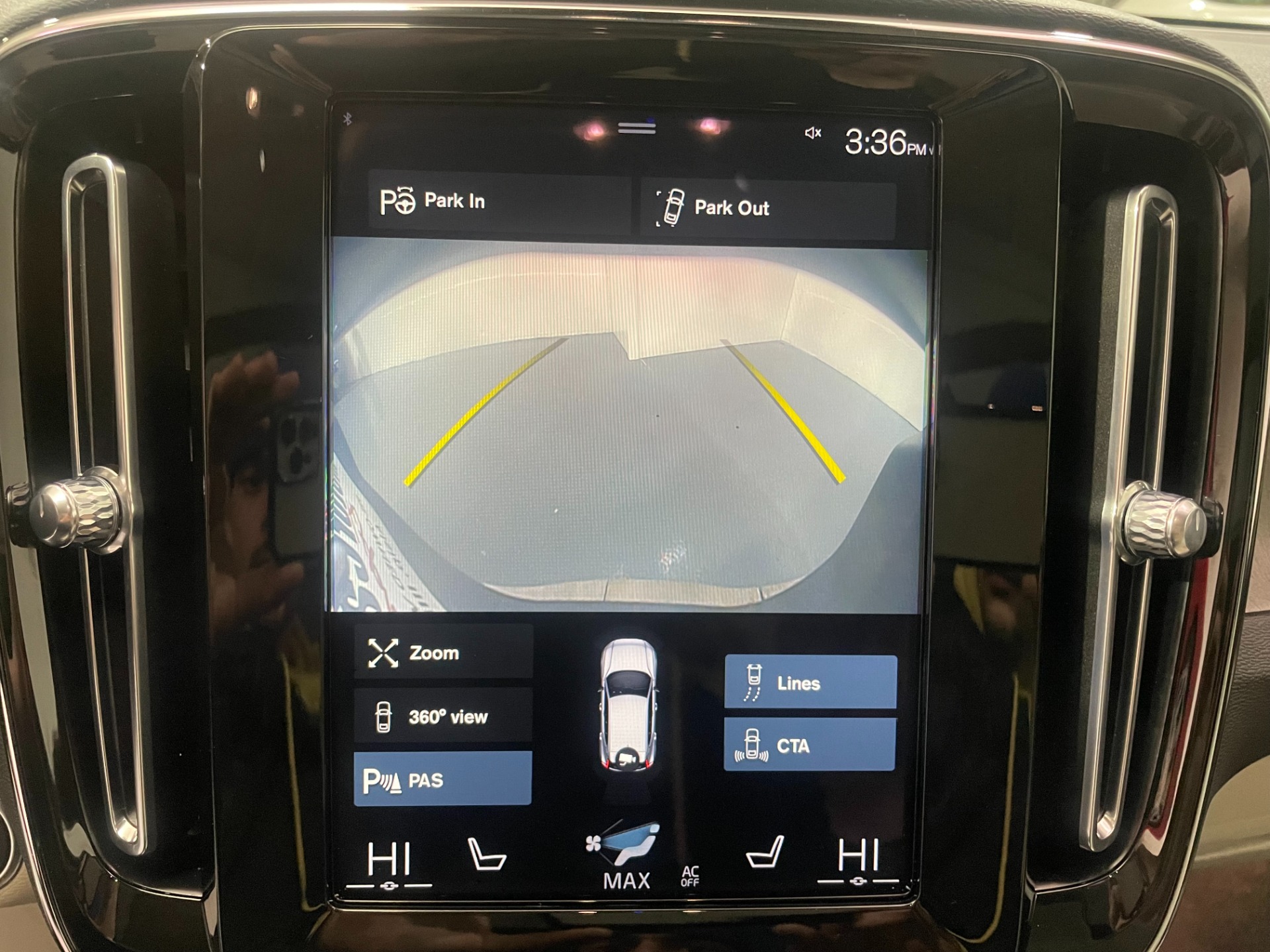 Used-2021-Volvo-XC40-T5-Inscription-AWD