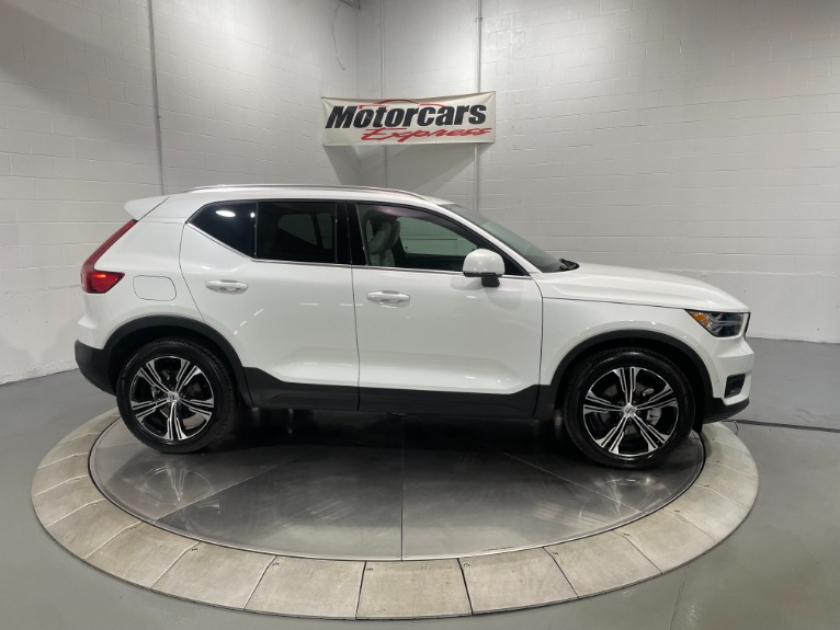 Used-2021-Volvo-XC40-T5-Inscription-AWD