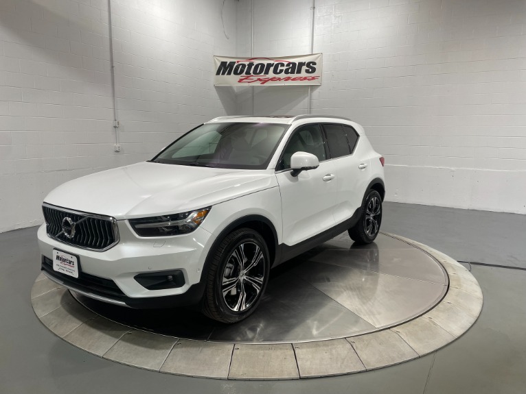 Used-2021-Volvo-XC40-T5-Inscription-AWD