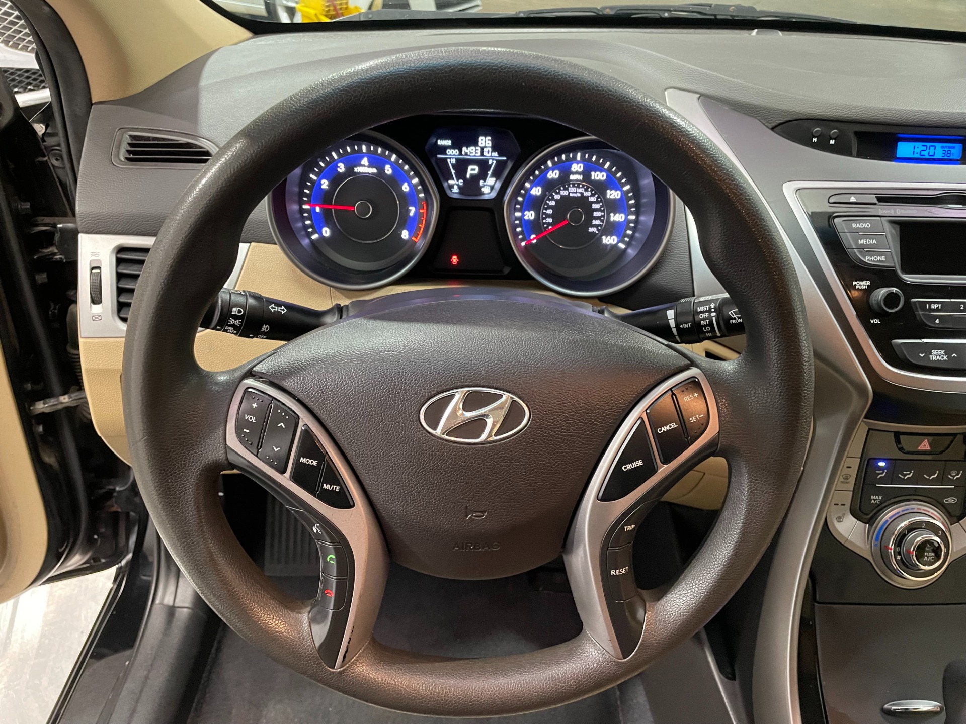 Used-2013-Hyundai-ELANTRA-GLS-FWD