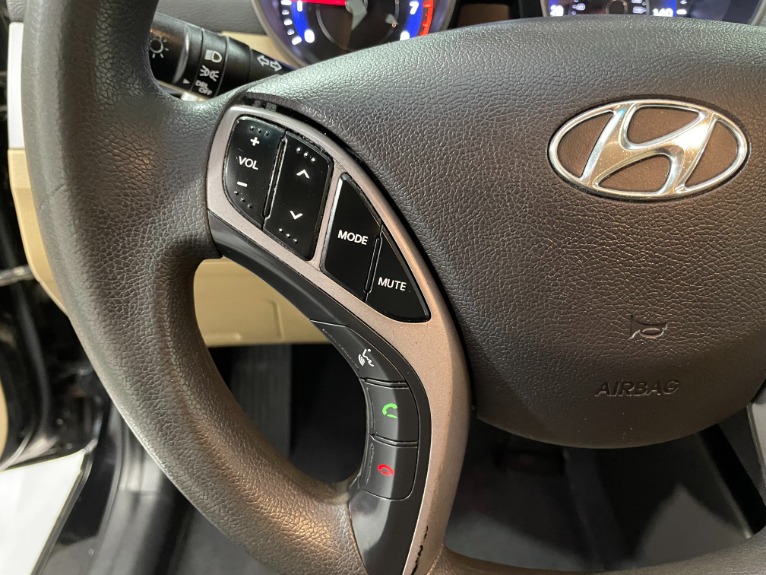 Used-2013-Hyundai-ELANTRA-GLS-FWD