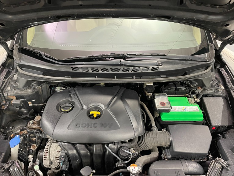 Used-2013-Hyundai-ELANTRA-GLS-FWD