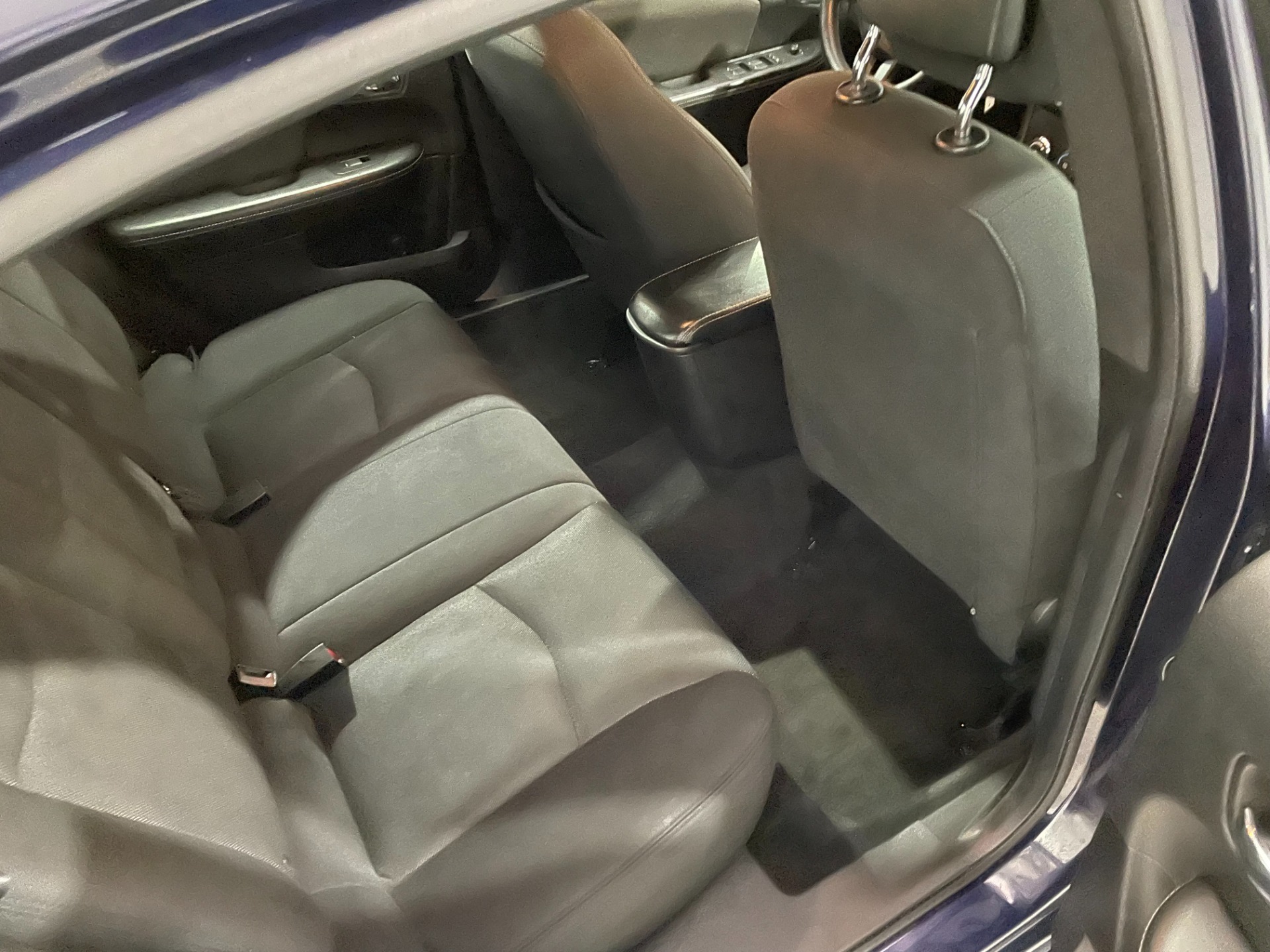 Used-2014-Dodge-Avenger-SE-FWD