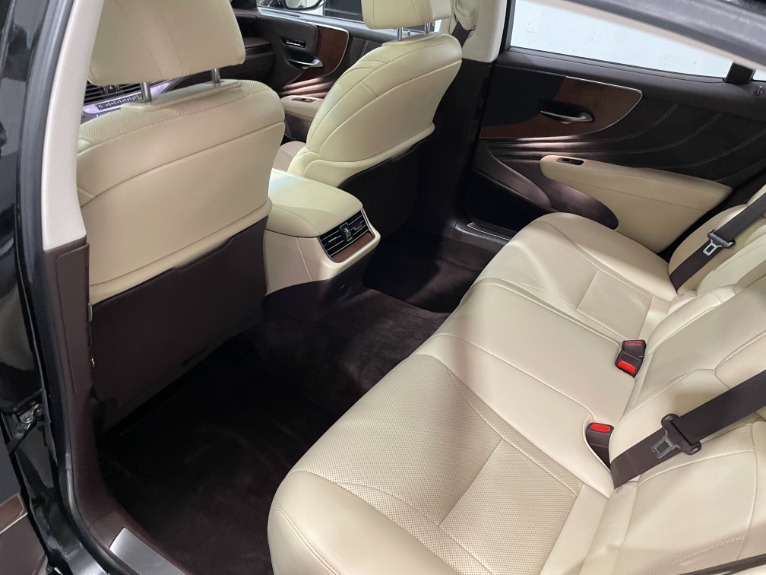 Used-2018-Lexus-LS-500-AWD