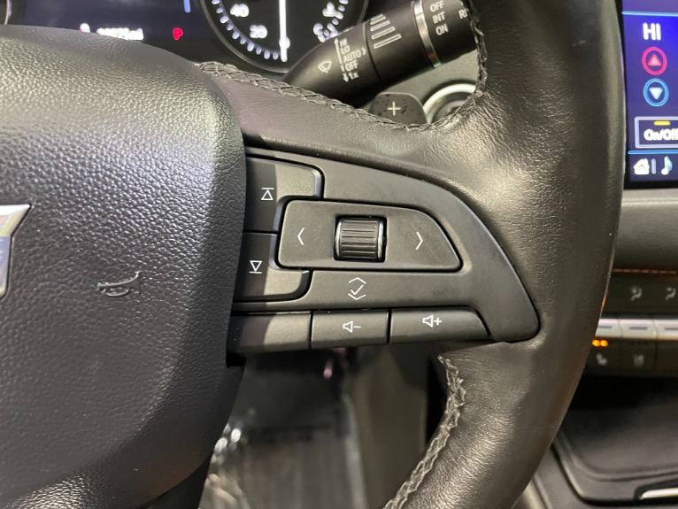 Used-2019-Cadillac-XT4-Premium-Luxury-4X4