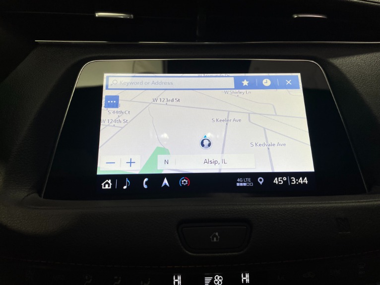 Used-2019-Cadillac-XT4-Premium-Luxury-4X4