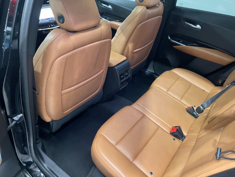 Used-2019-Cadillac-XT4-Premium-Luxury-4X4