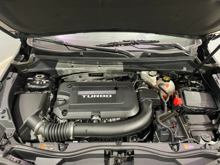 Used-2019-Cadillac-XT4-Premium-Luxury-4X4