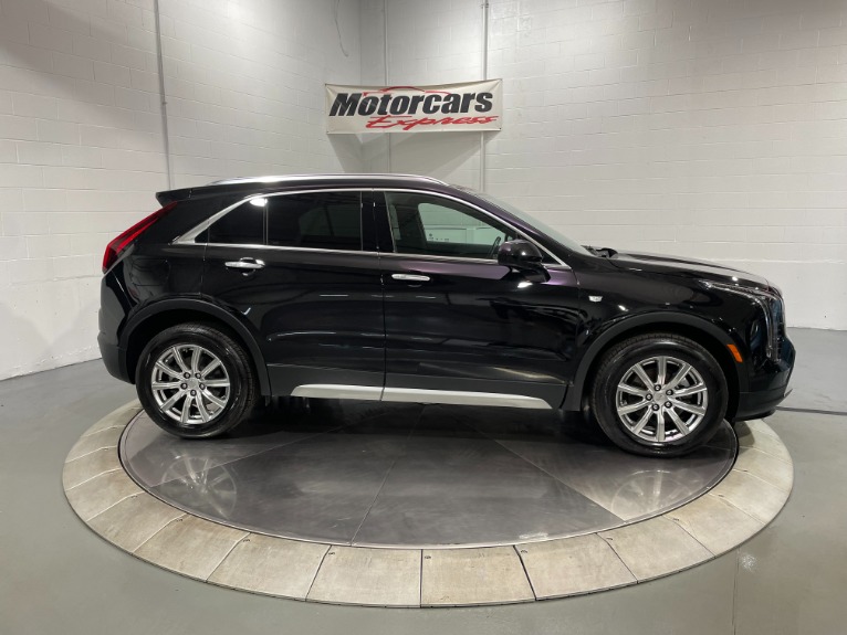 Used-2019-Cadillac-XT4-Premium-Luxury-4X4