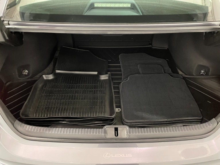 Used-2019-Lexus-ES-350-Luxury-FWD