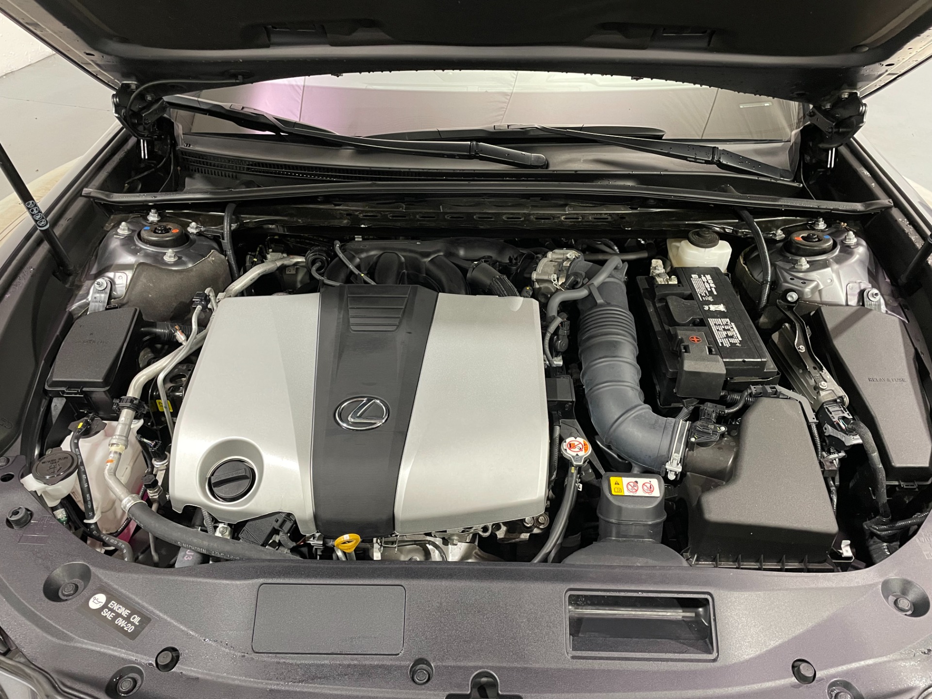 Used-2019-Lexus-ES-350-Luxury-FWD