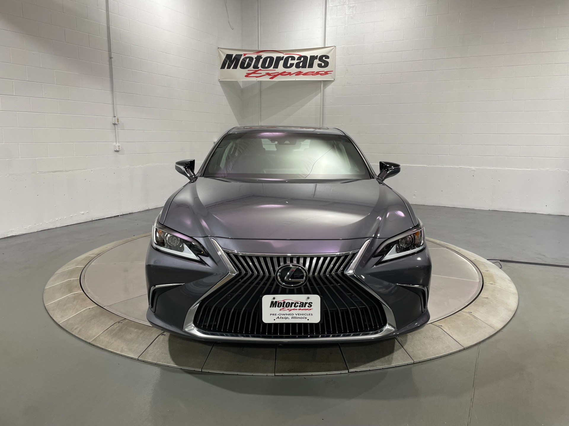 Used-2019-Lexus-ES-350-Luxury-FWD