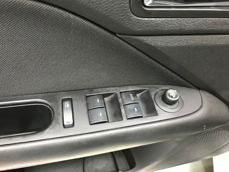 Used-2010-Ford-Fusion-SE