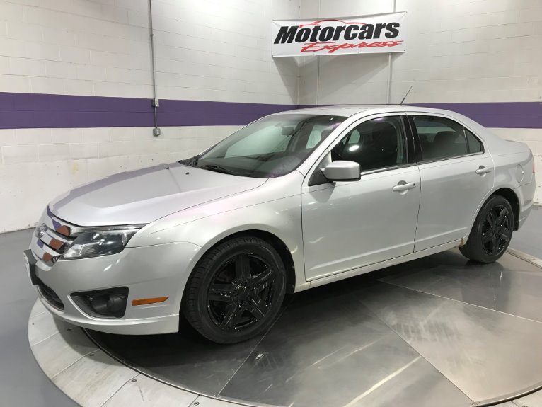 Used-2010-Ford-Fusion-SE