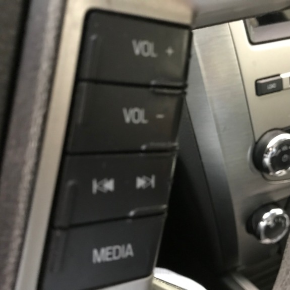 Used-2010-Ford-Fusion-SE