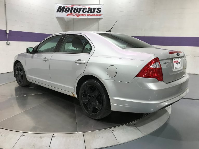Used-2010-Ford-Fusion-SE