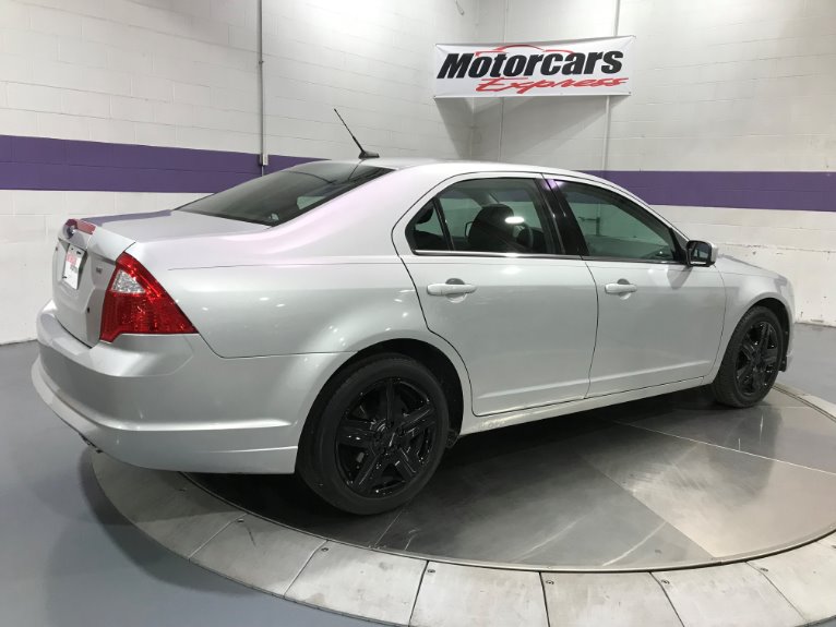 Used-2010-Ford-Fusion-SE